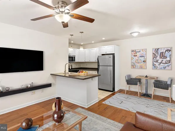 2531 Lombard St #1S, Philadelphia, PA 19146