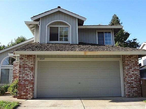 2nd image of 6024 Laguna Vale Way
