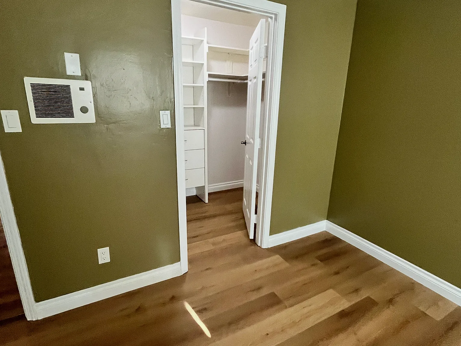 234 Daisy Ave — Photo 2