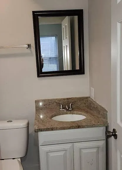 712 Bancroft St #1 — Photo 7