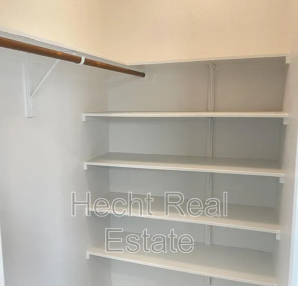 196 Fabion St — Photo 18