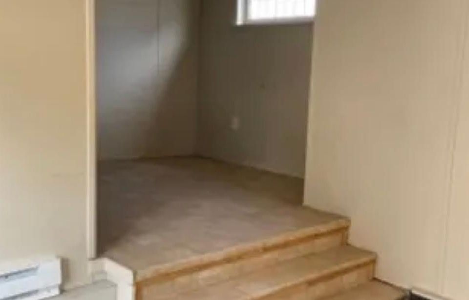 2nd image of 724 15th Ave S #B
