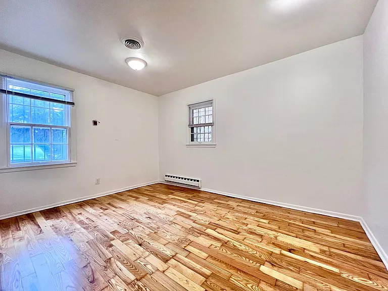 931 Spruce St #B — Photo 8