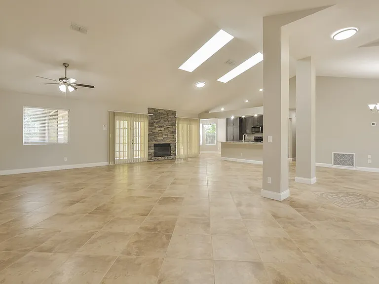 3035 Bluffton Cv — Photo 11