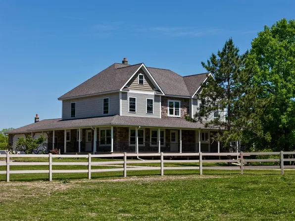7300 W Kinsel Hwy, Vermontville, MI 49096