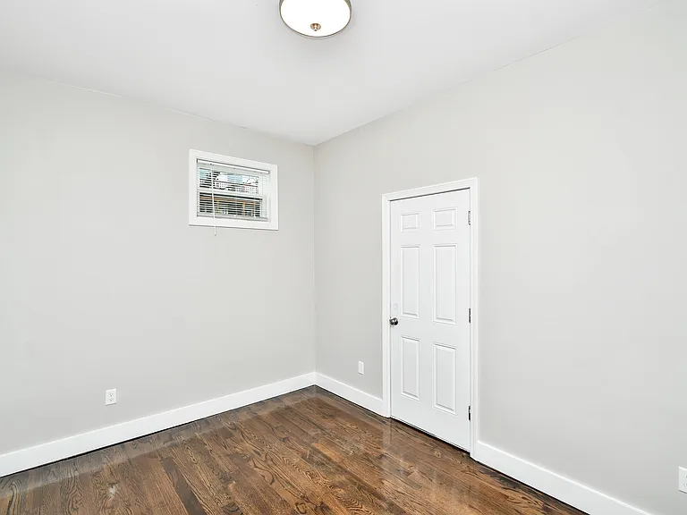 63 Clifford St #1 — Photo 21