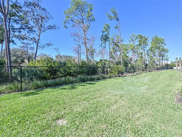 7611 Morgan Way — Photo 22