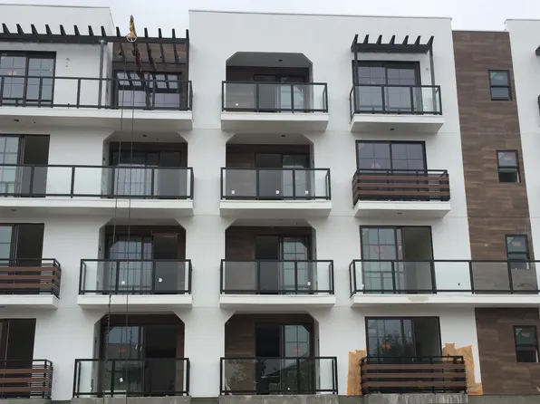 Premier Beverly Grove at Blackburn, 8417 Blackburn Ave #203, Los Angeles, CA 90048