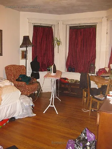 31 Saint Lukes Rd #12 Photo 1