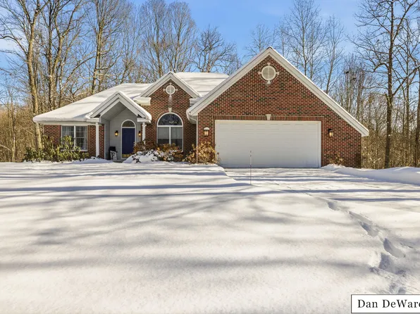 11410 Windsor Dr NE, Sparta, MI 49345