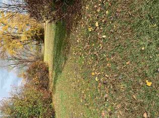 54277 Maple Leaf Dr, New Baltimore, MI