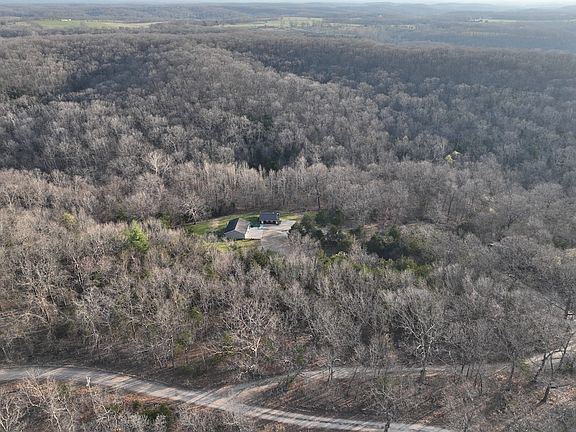 5th image of 18 Brown Rd