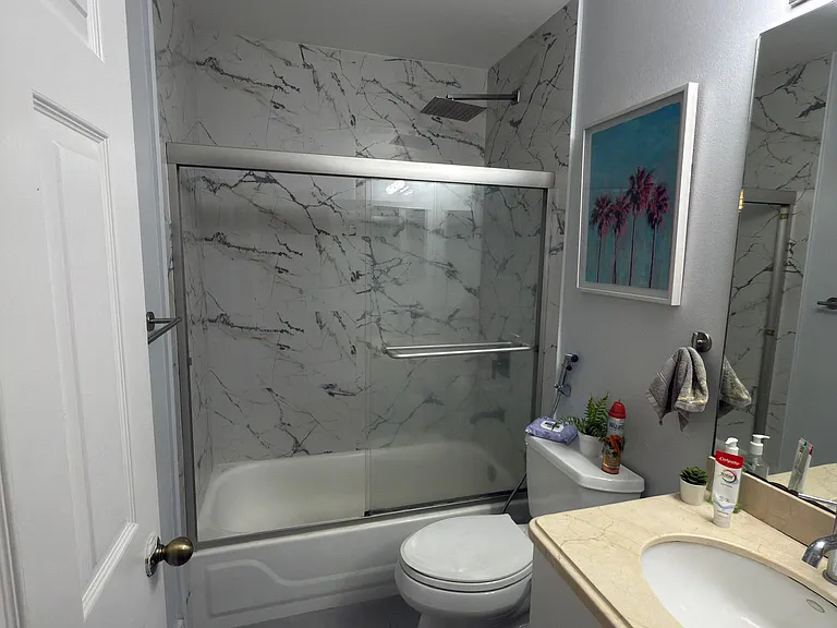 1105 SW 44th Way — Photo 8