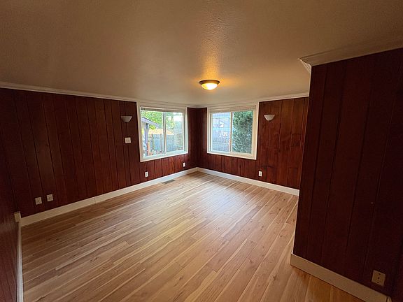 4th image of 4138 W G St
