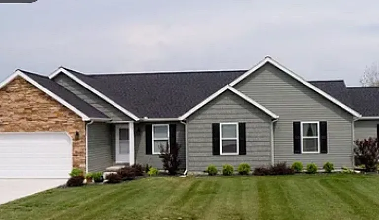 934 Dearbaugh Ave — Photo 1