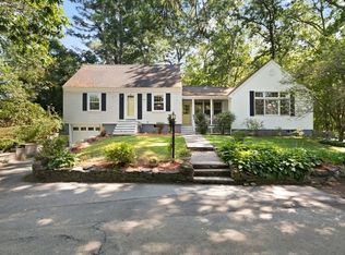 6R County Rd, Andover, MA 01810