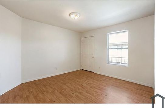 5th image of 6801 Tara Ln APT 6