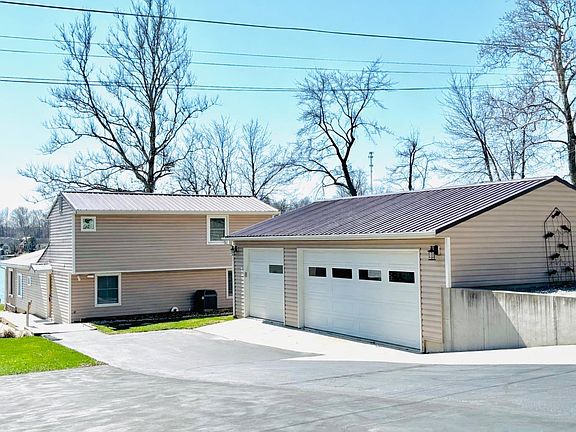 2nd image of 1770 E Poplar Rd