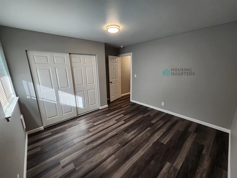 710 N 21st St #9 — Photo 10