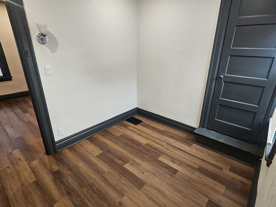Bedroom 1 with Walking Closet
