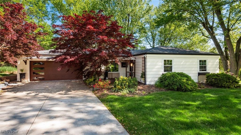 Real estate listing image