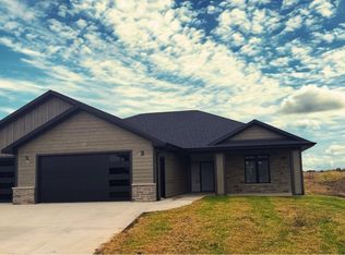 LOT 3 Shagbark Plat 3 Ln, Dubuque, IA 52002