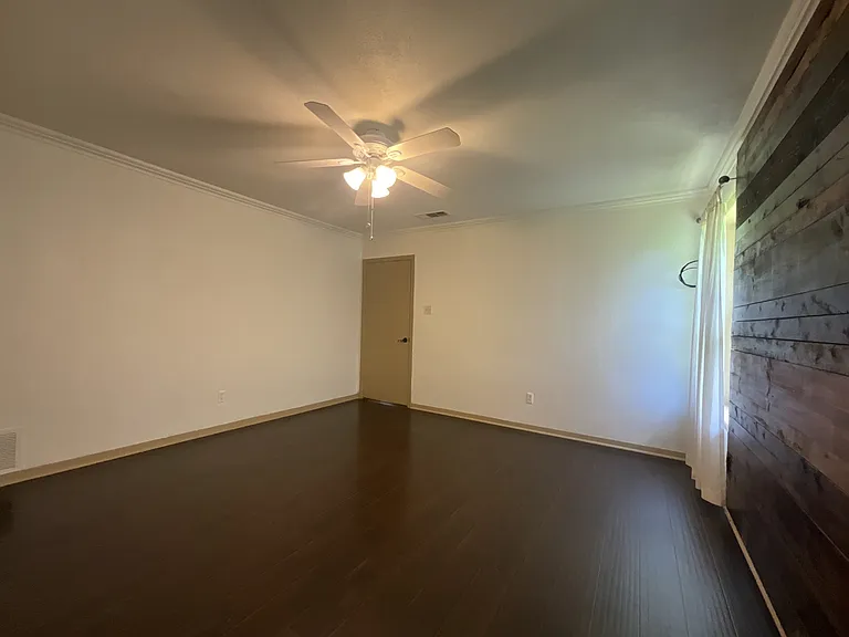 530 Hilliard Dr — Photo 33