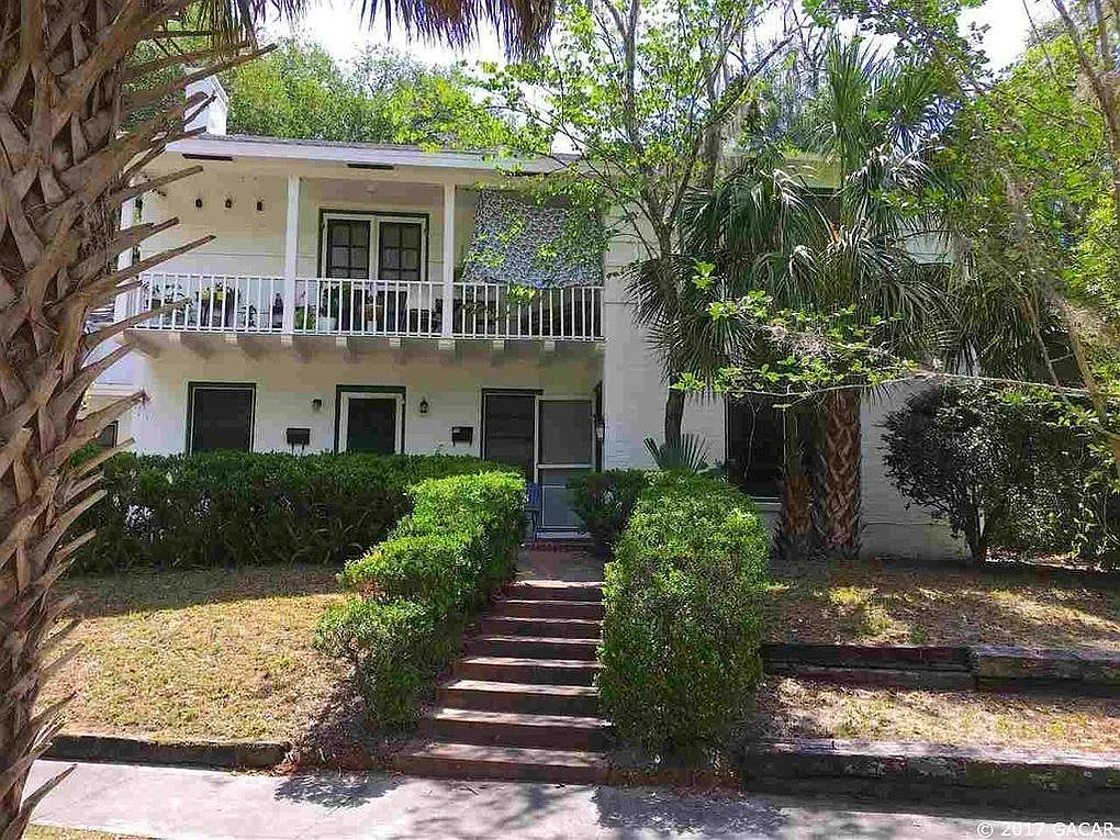 2 bed, 900 sqft, $1,225 — Photo 2