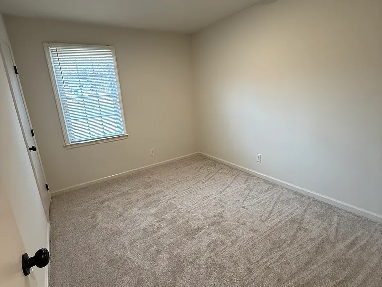 15705 Gary Ave — Photo 17