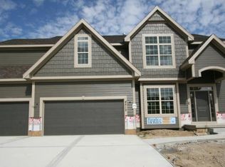 4512 Montebella Dr, Riverside, MO 64152