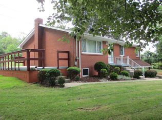 236 Gressley Rd, Ruffs Dale, PA 15679