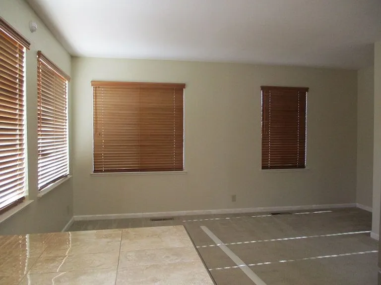 2615 Glen Eagles Dr — Photo 9
