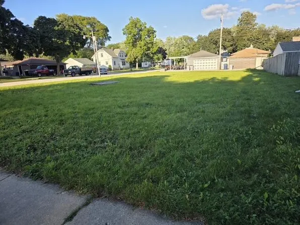 9727 West OHIO AVENUE, Milwaukee, WI 53227