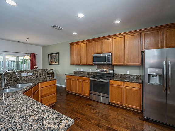 4th image of 3363 Kinross Ct