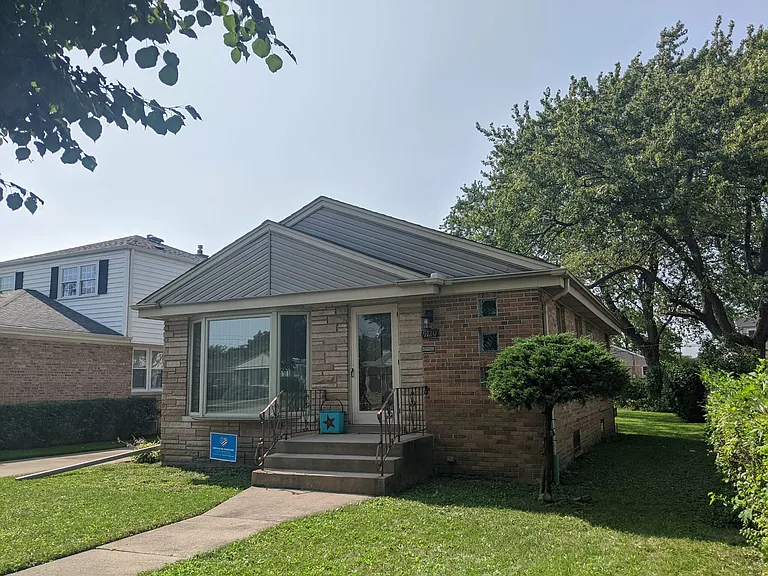 9120 Newcastle Ave — Photo 3