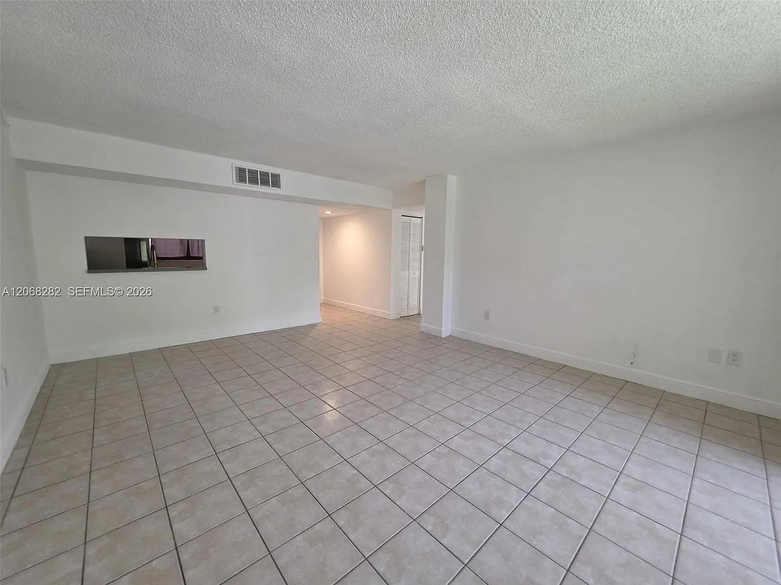 The Horizons West Condo # — Photo 4