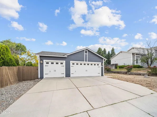 7420 Lindsey Ln, Sparks, NV 89436