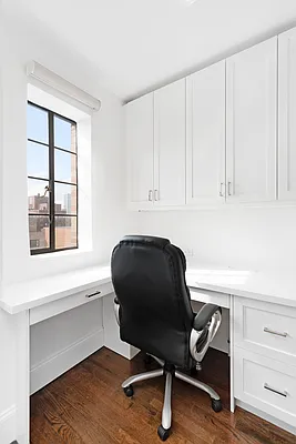 Sold by Compass | media 5