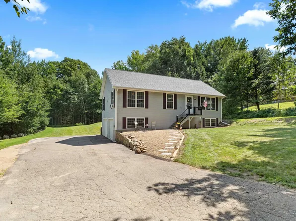 7 Dalton Drive, Barnstead, NH 03225