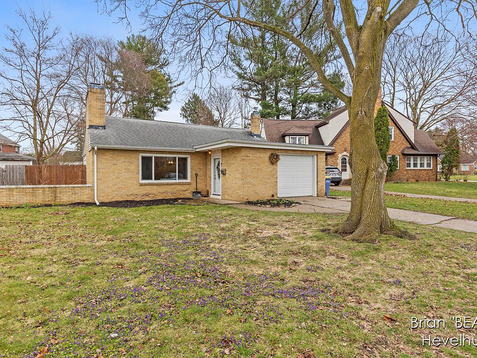 1st image of 2306 Oakwood Ave NE