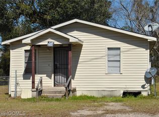 20 Norton Ave, Saraland, AL 36571