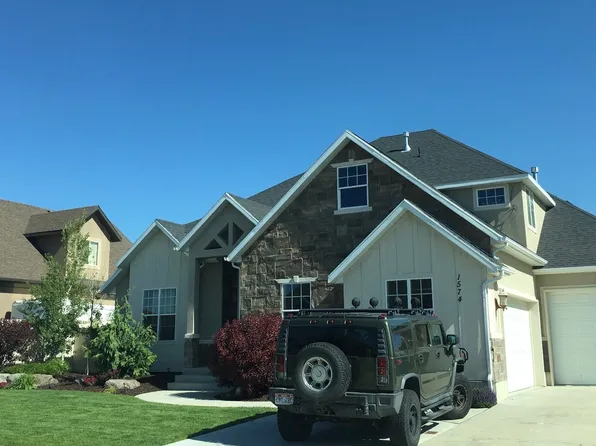 1574 W Meadow Green Dr, Riverton, UT 84065