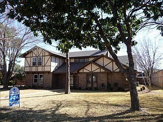 2nd image of 104 Seminole Dr