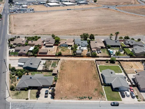 612 East Ave, Livingston, CA 95334