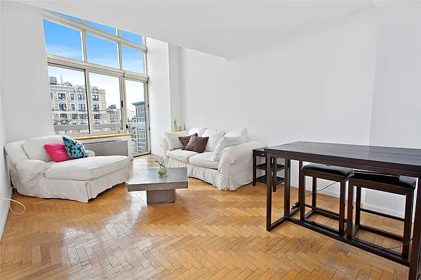 Rented by Douglas Elliman | media 37