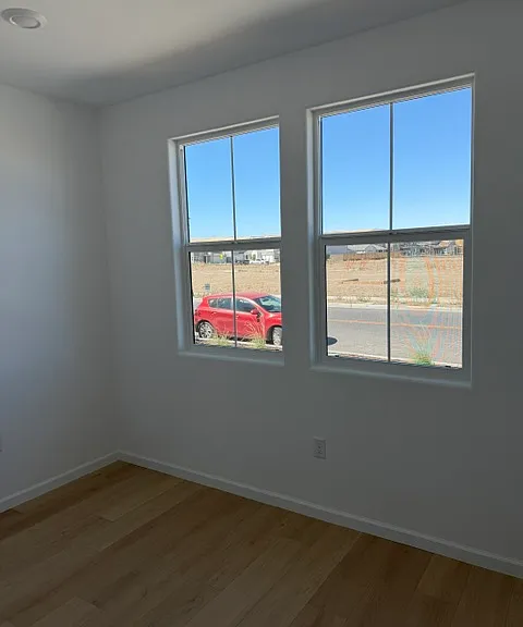 3190 Summit Dr — Photo 3