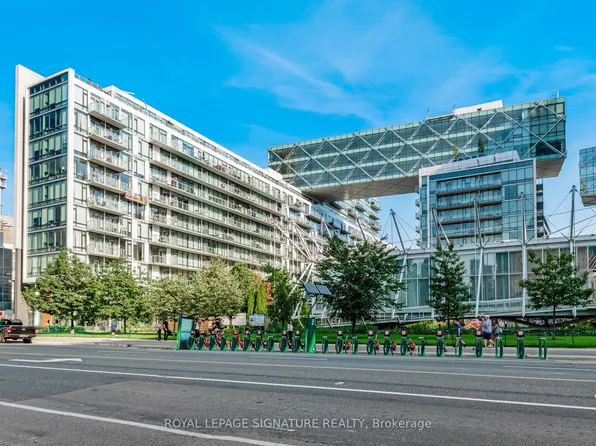39 Queens Quay E #337, Toronto, ON M5E 0A5