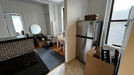 Rented by HOLTON REAL ESTATE INC.