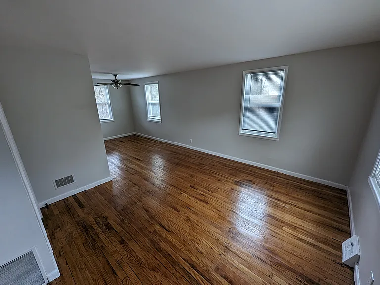 45 New Lexington Rd #45 — Photo 5