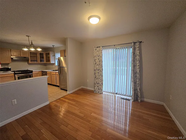 60 Evan Rd — Photo 6